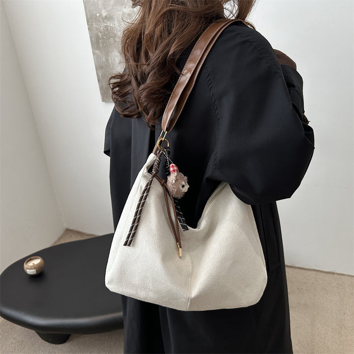 Weiche Wildleder Hobo-Handtasche Karnz