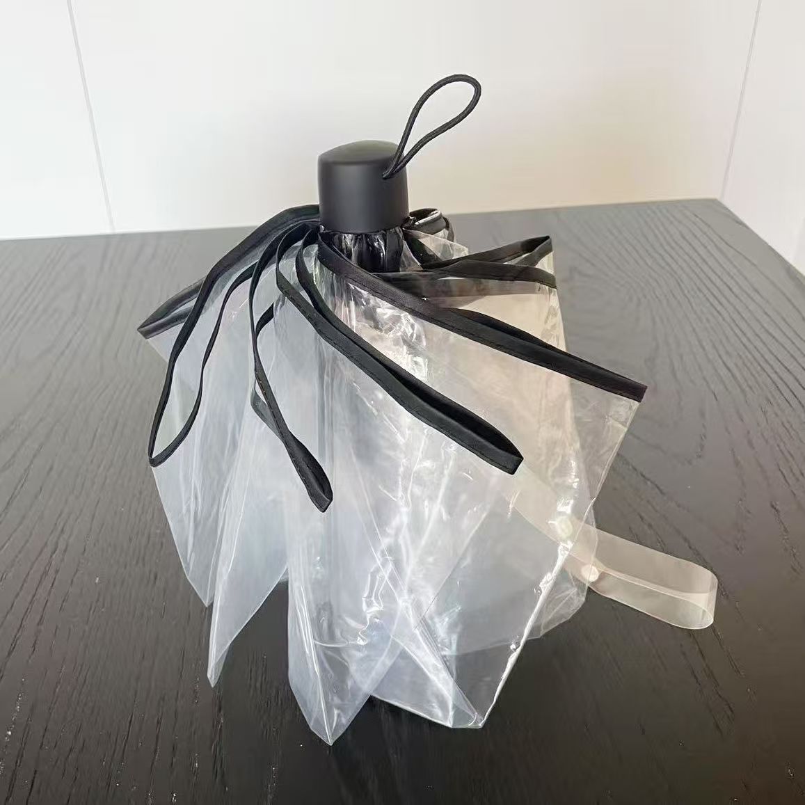 Damen Winddichter, selbsttragender Regenschirm mit innovativem Design Karnz