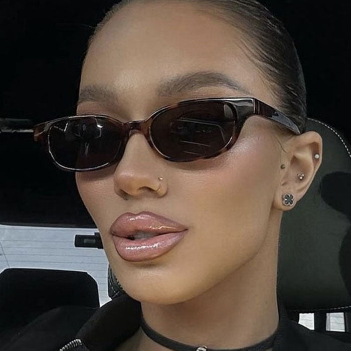 Damen modische Cat-Eye Sonnenbrille mit UV-Schutz und leichtem Rahmen Karnz