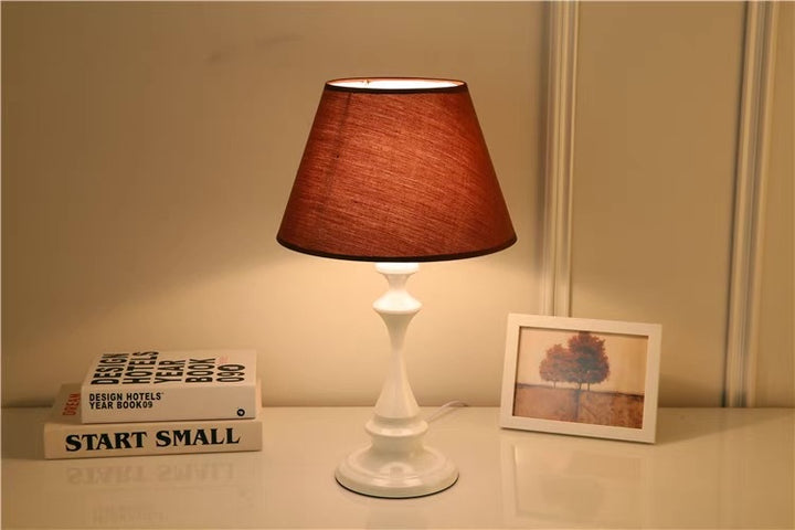 Stylische LED Tischlampe
