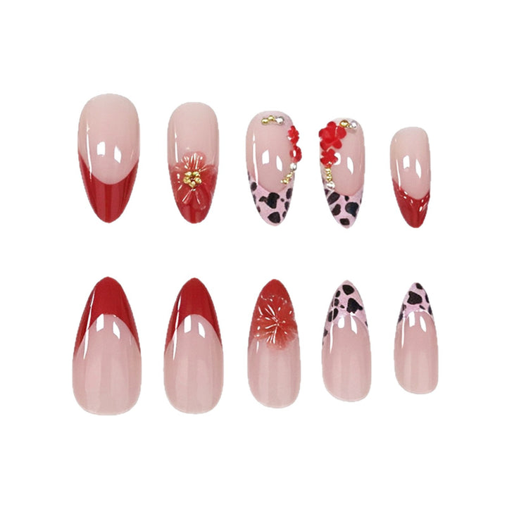 Künstlerische Florale Nagelverzierungen Karnz