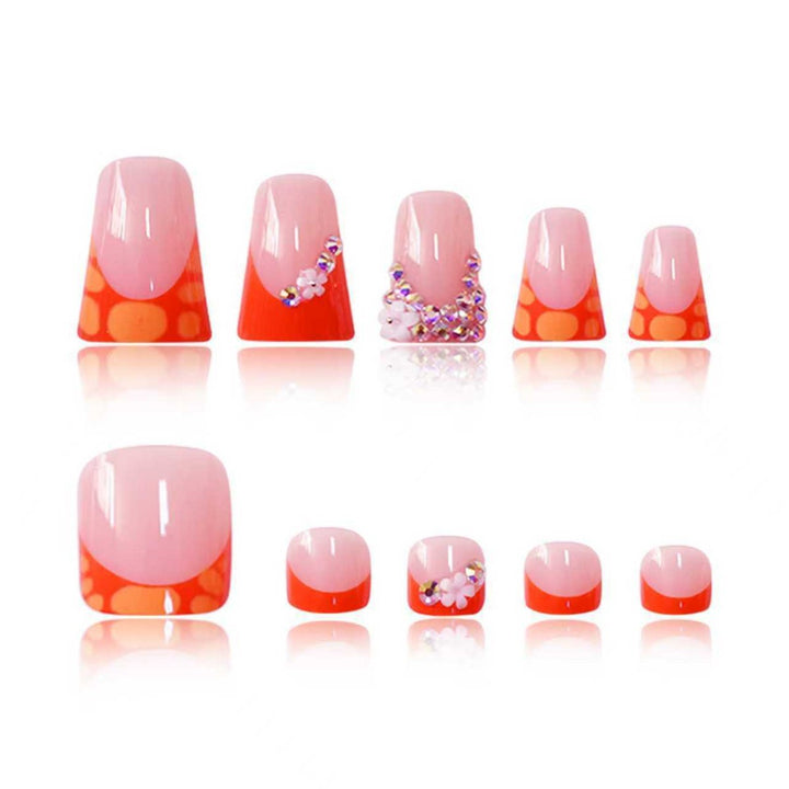 Luxe dekorative Press-On-Nagelverlängerungen Karnz