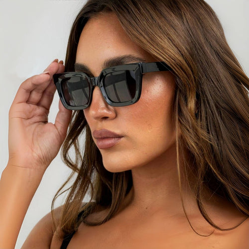 Damen modische quadratische Sonnenbrille mit stylischem Rahmen Karnz