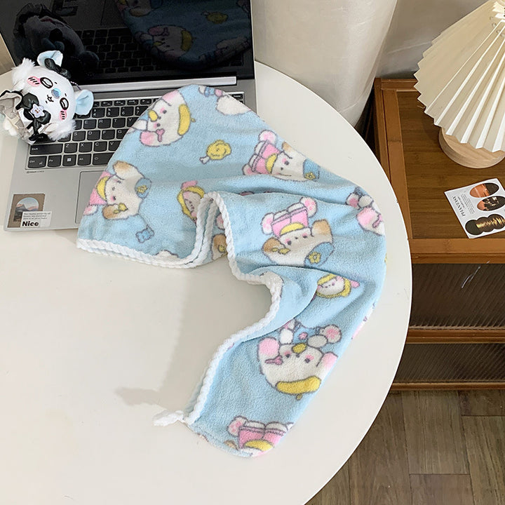 Kuscheldecke mit Verspieltem Tiermotiv Karnz