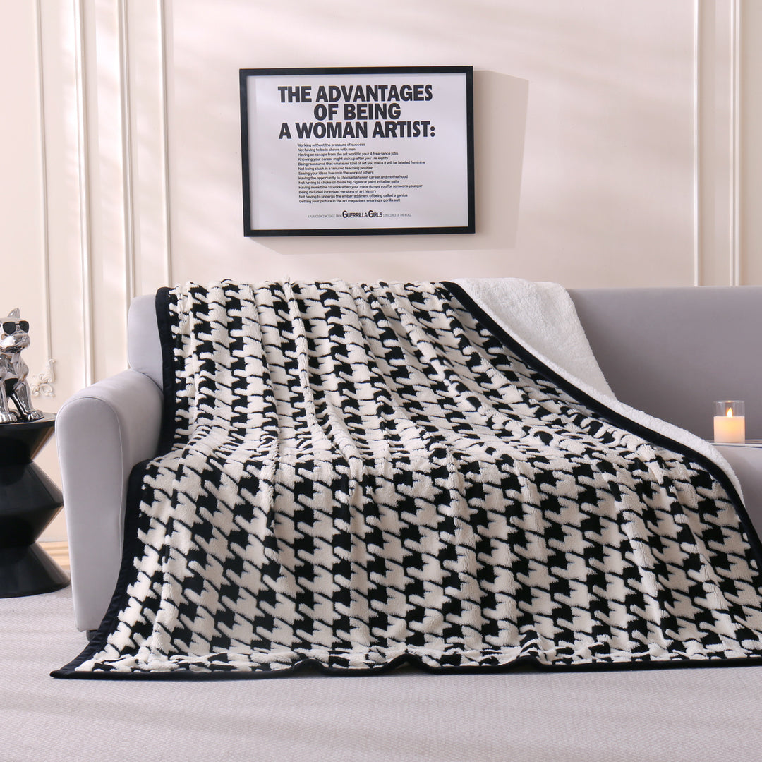 Chic Floral Pattern Wurfdecke Karnz