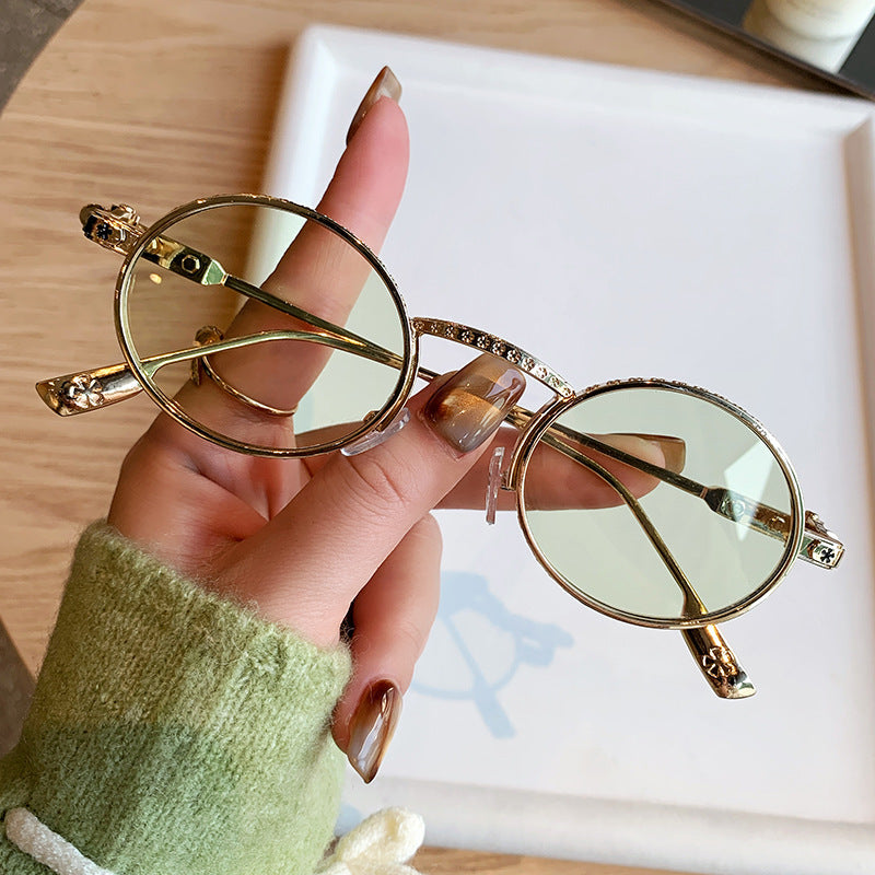 Damen Elegante Sonnenbrille mit filigranen Details Karnz