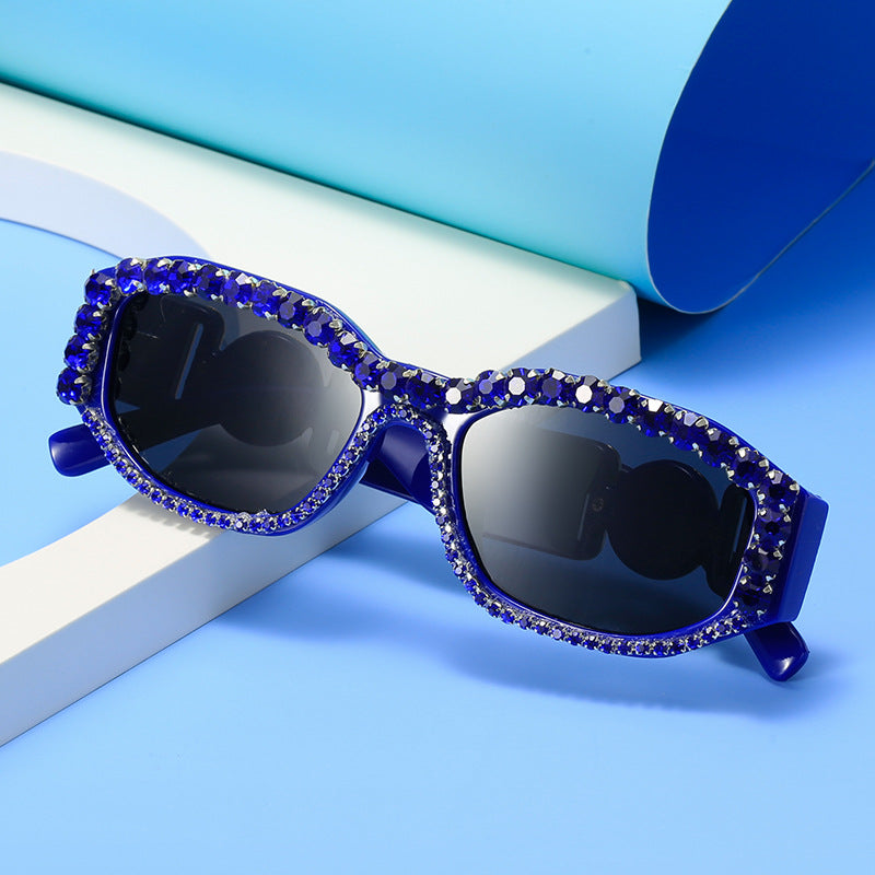 Damen Glamouröse Sonnenbrille mit funkelnden Akzenten Karnz