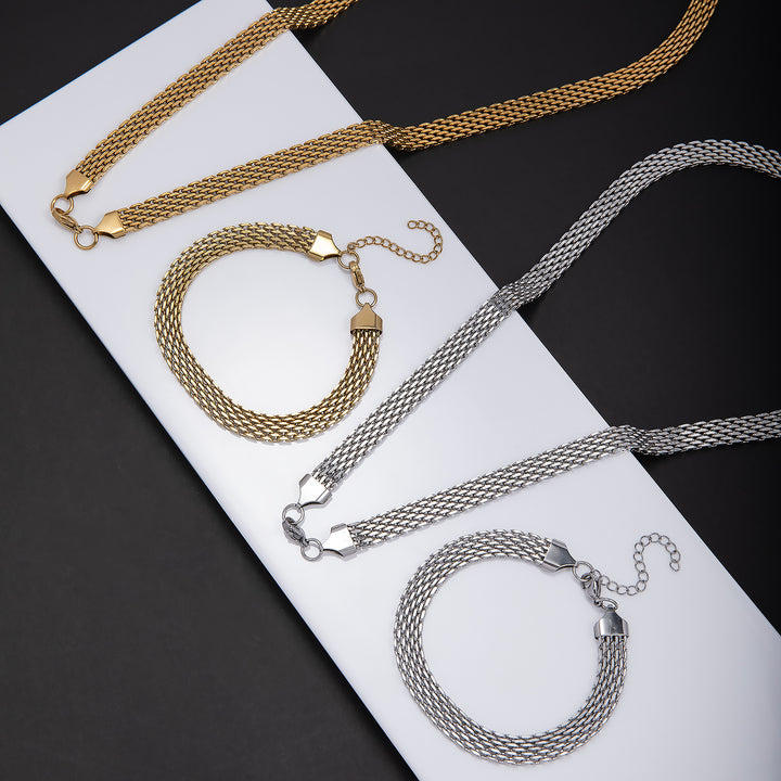Elegantes strukturiertes Statement-Schmuckset Karnz