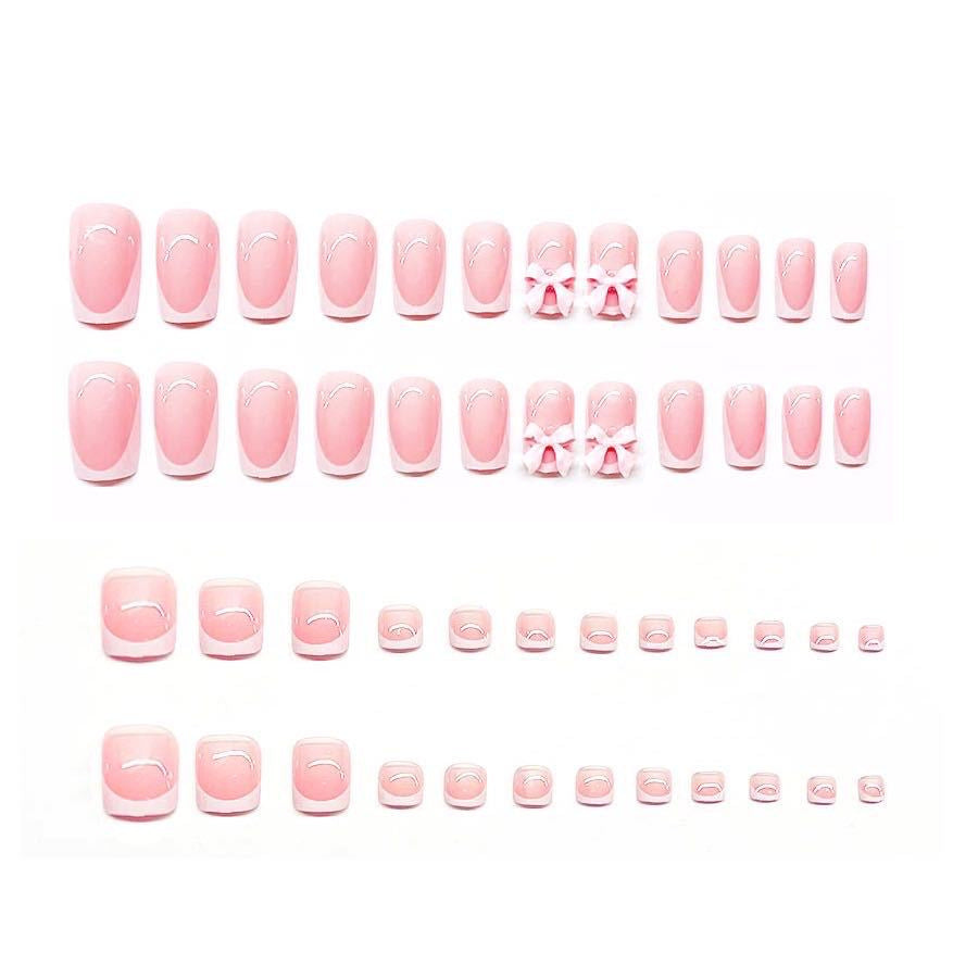Elegantes French Tip Nagelkunst Set Karnz