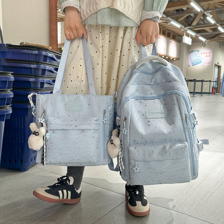 Stylischer Mehrzweck-Rucksack mit dekorativen Akzenten Karnz