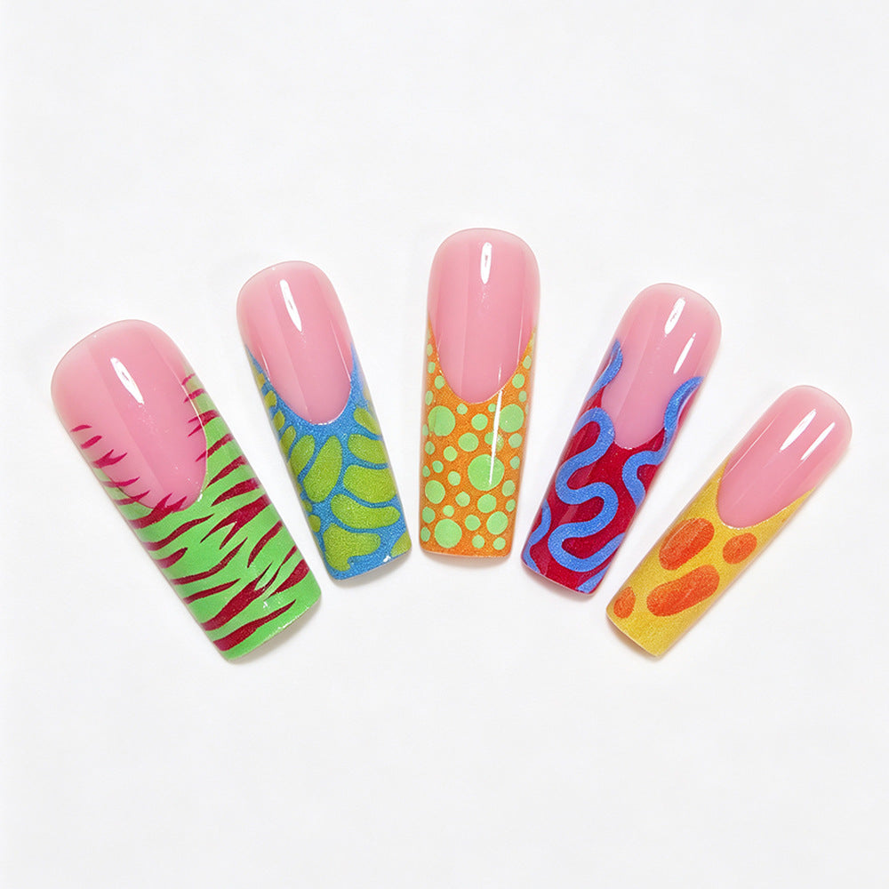 Lebendige abstrakte Nagelkunstspitzen Karnz