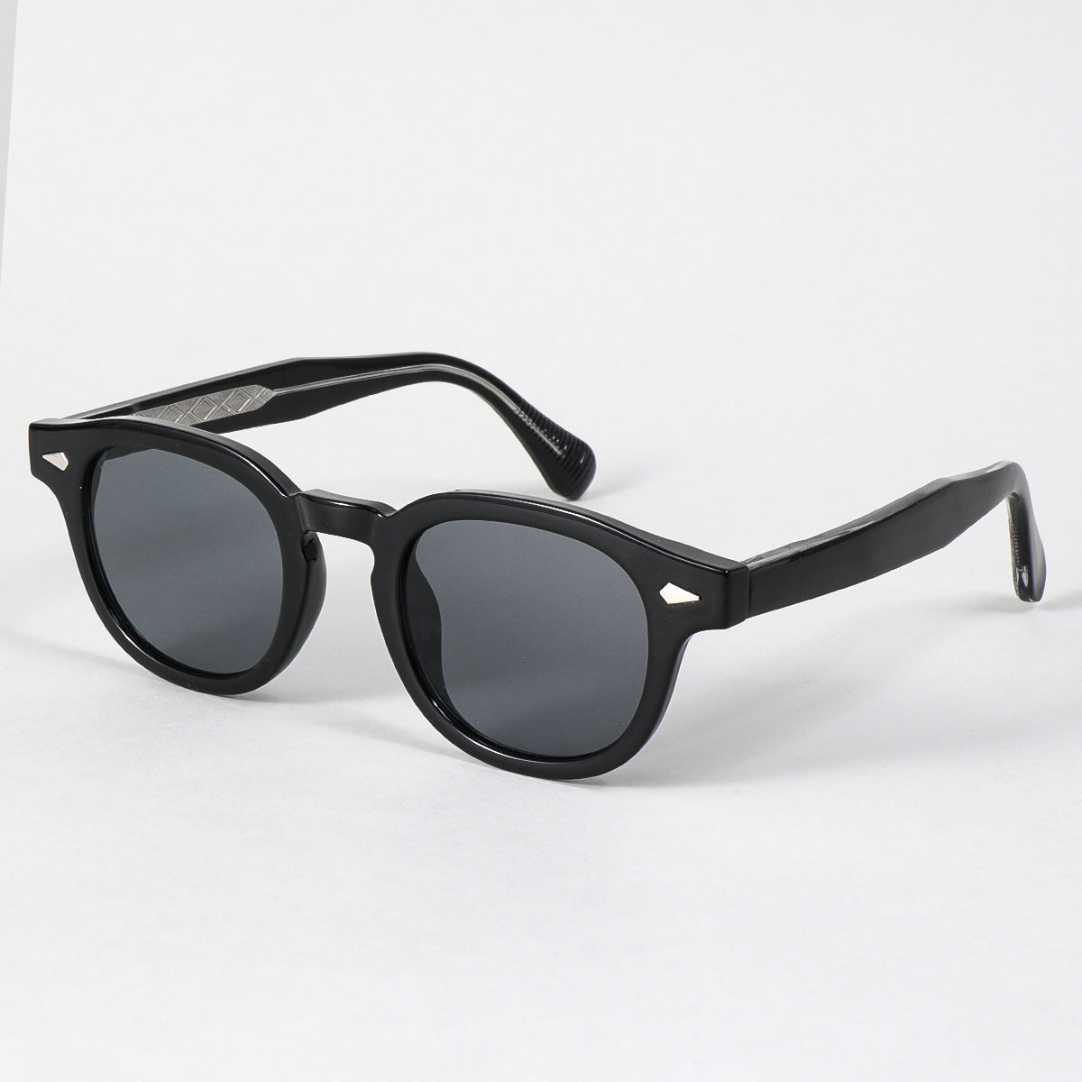 Damen stilvolle Sonnenbrille mit robustem Rahmen und komfortablem Sitz Karnz