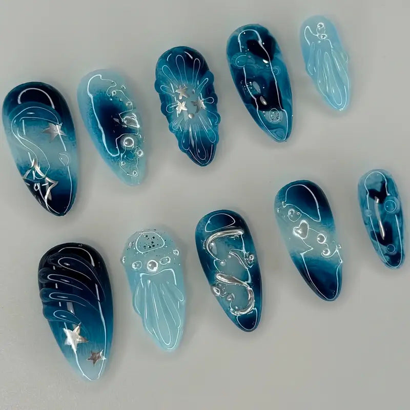 Künstlerische ozeanische Press-On-Nagelkunst Karnz