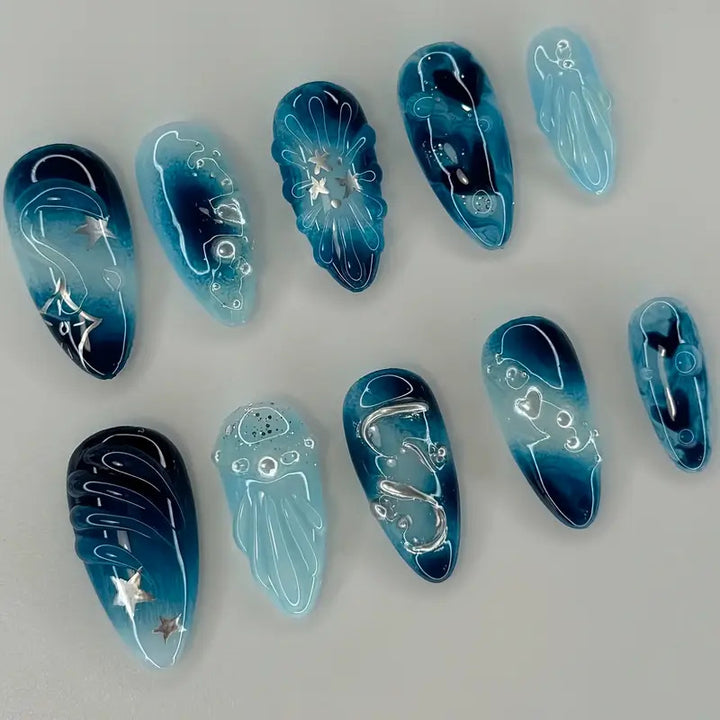 Künstlerische ozeanische Press-On-Nagelkunst Karnz