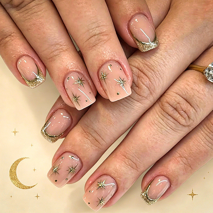 Luxuriöses, mit Sternen verziertes Nagelkunst-Set Karnz