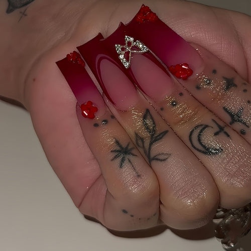 Dekorativer Press-On Nagelset Karnz
