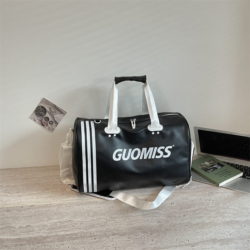 Sportlicher Reisetasche