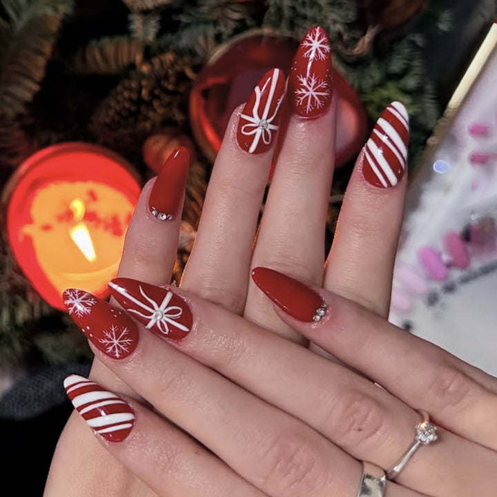 Kreatives Nagelkunstset mit Weihnachtsmotiven Karnz