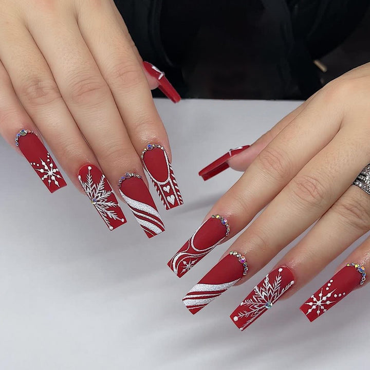 Festliches Urlaubs-Nagelkunstdesign Karnz