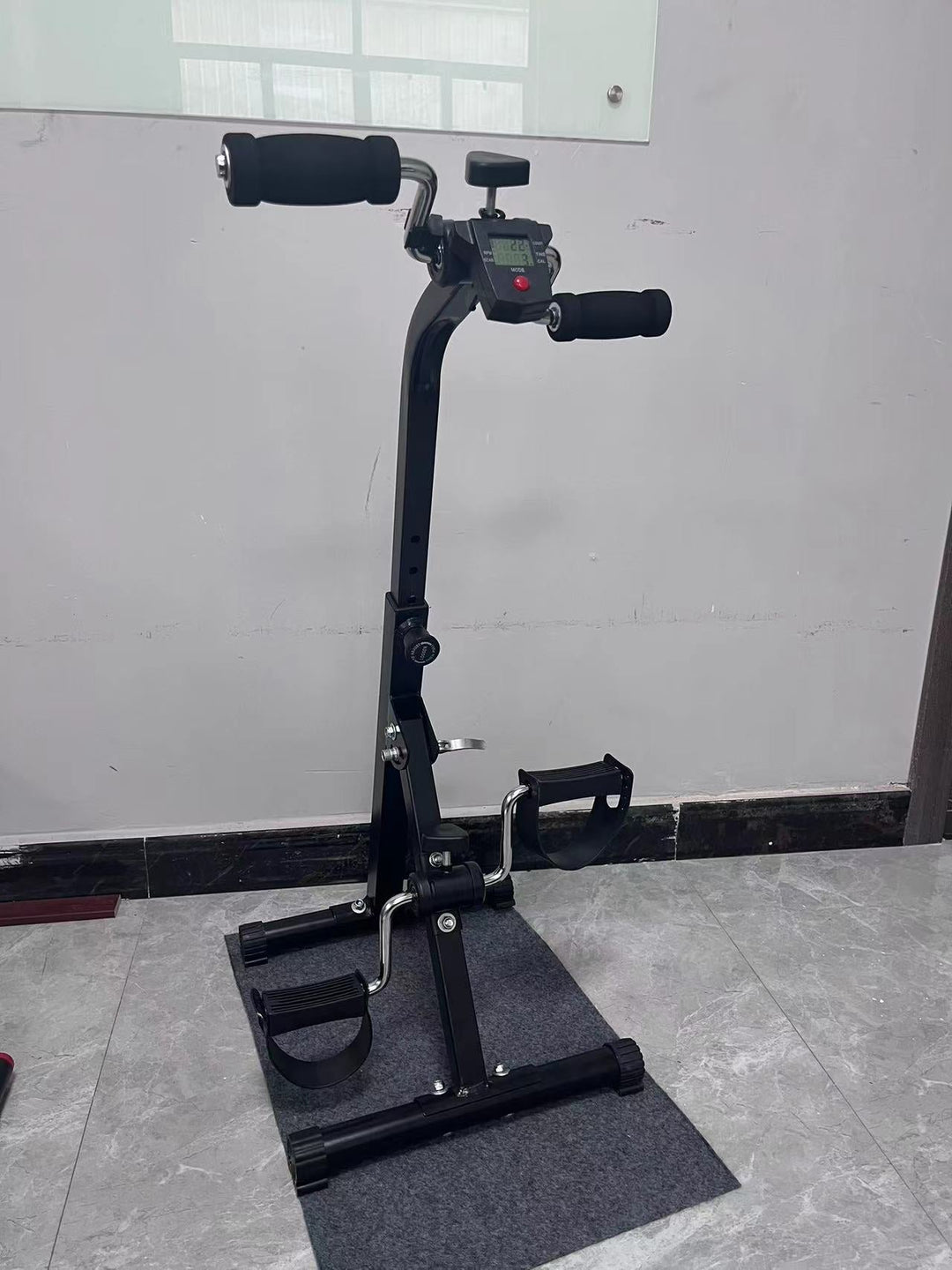 Widerstandsbasierter Fitness Trainer Karnz