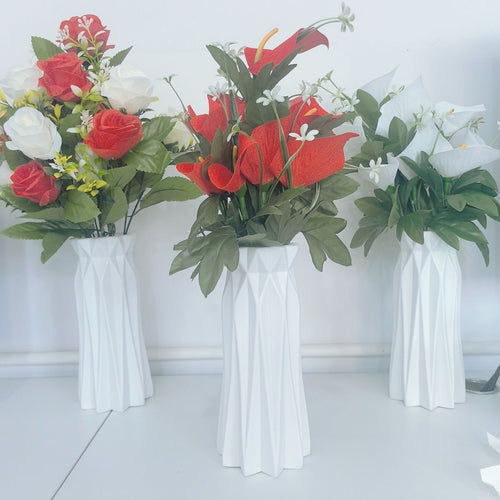 Dekorativer geometrischer Blumenvase Karnz