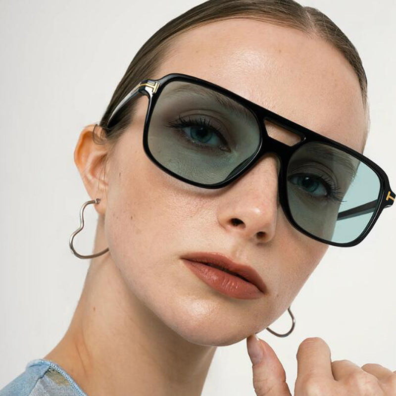 Damen markante Sonnenbrille mit herausragender Form Karnz