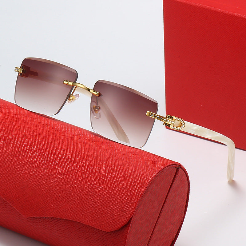 Damen modische quadratische Sonnenbrille mit luxuriösem Akzent und UV-Schutz Karnz