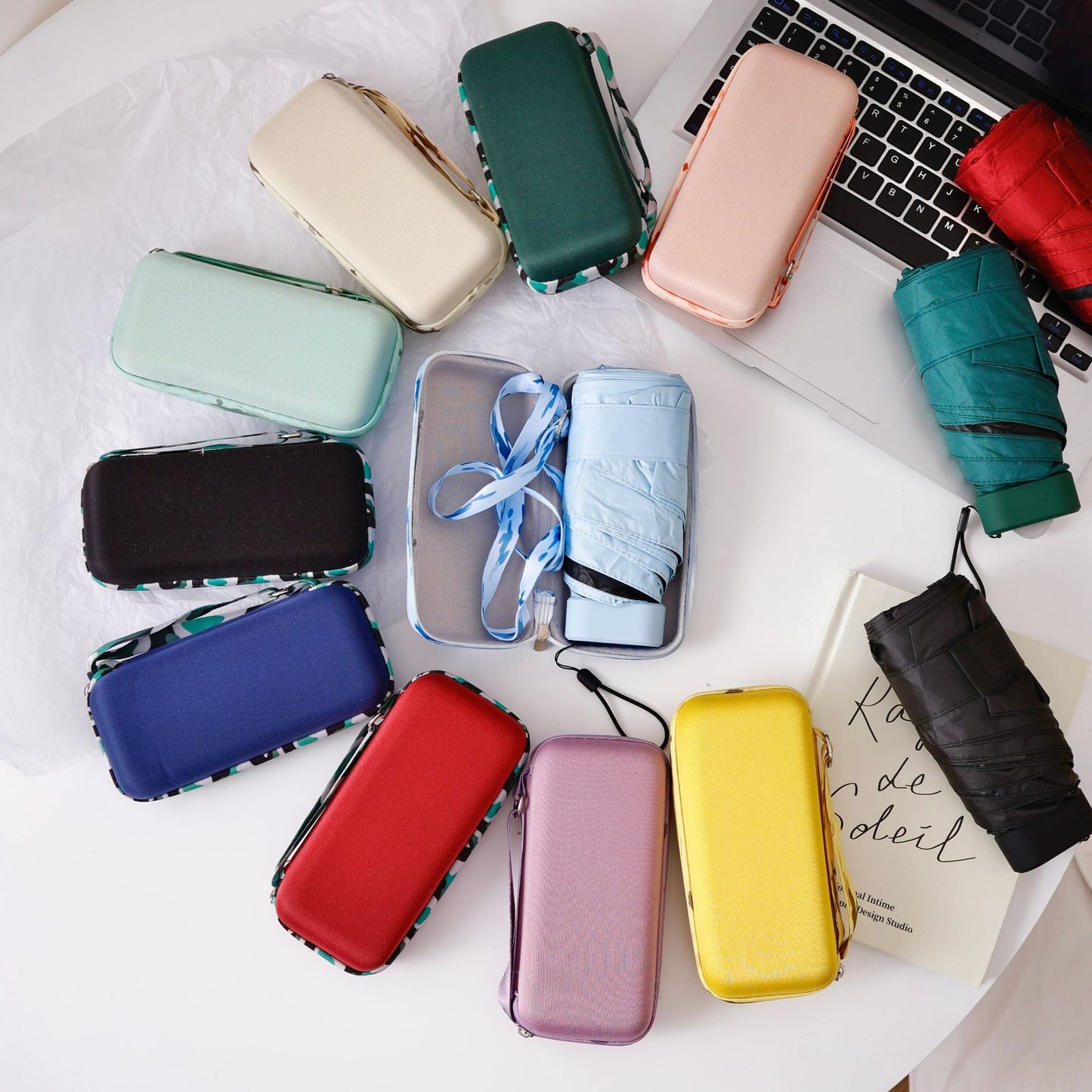 Damen kompakter und eleganter Faltregenschirm mit Tragetasche Karnz