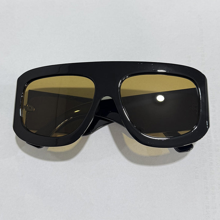 Damen modische oversized Sonnenbrille mit breitem Rahmen und schützendem UV-Filter Karnz
