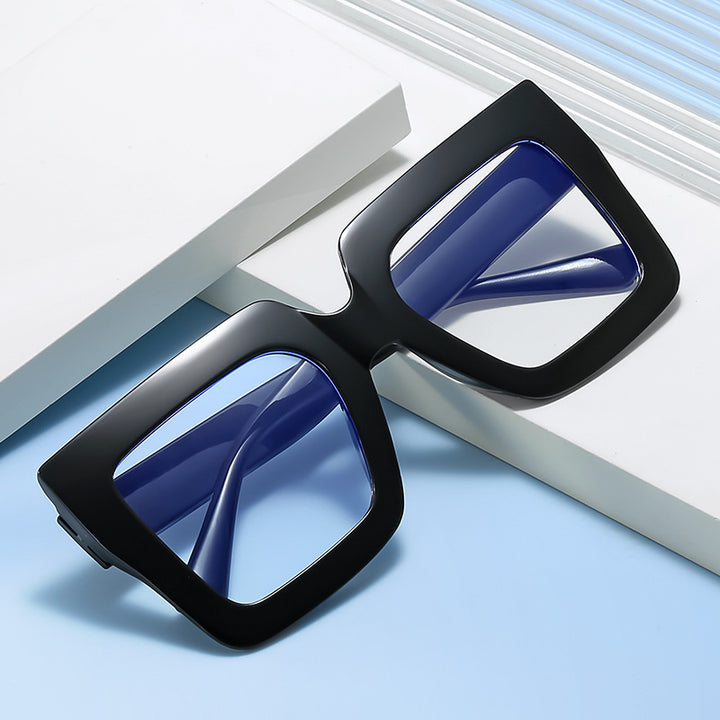 Bold Fashion Statement Sonnenbrille Karnz
