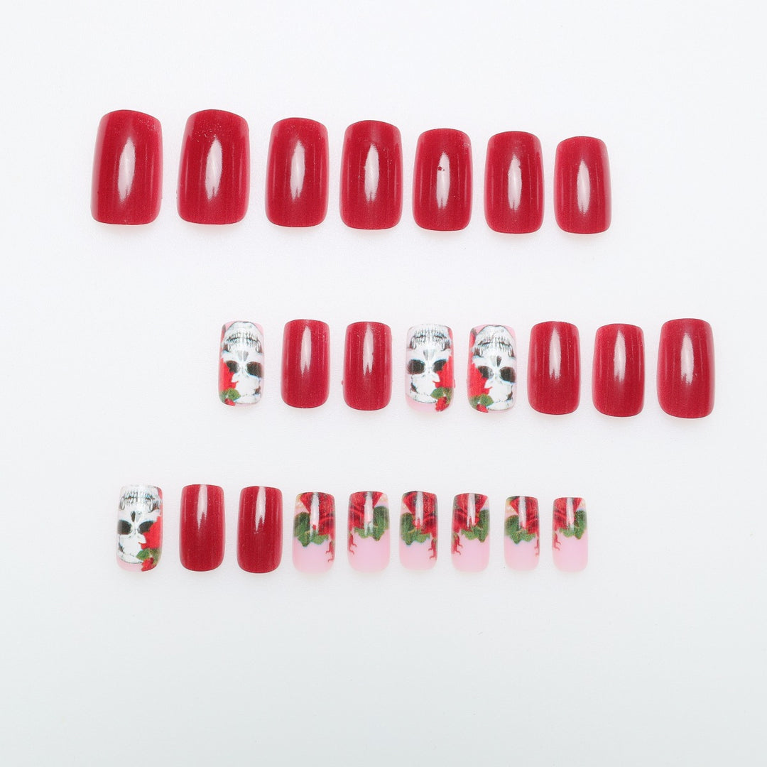 Künstlerisches Totenkopf- und Rosen-Nageldesign Karnz