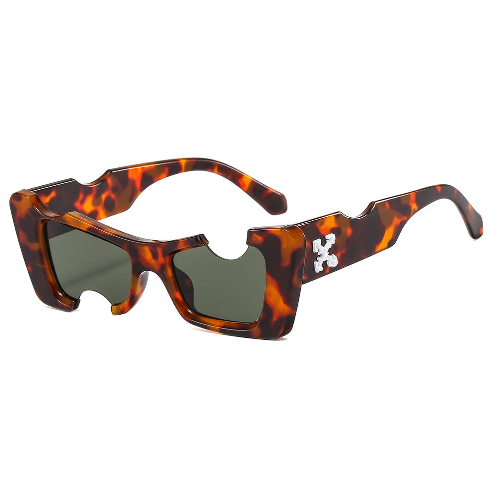 Damen futuristische Designer-Sonnenbrille Karnz