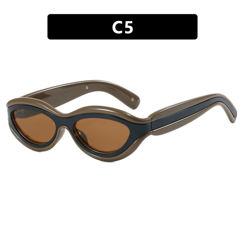 Damen stilvolle Sonnenbrille mit modischem Schwung Karnz