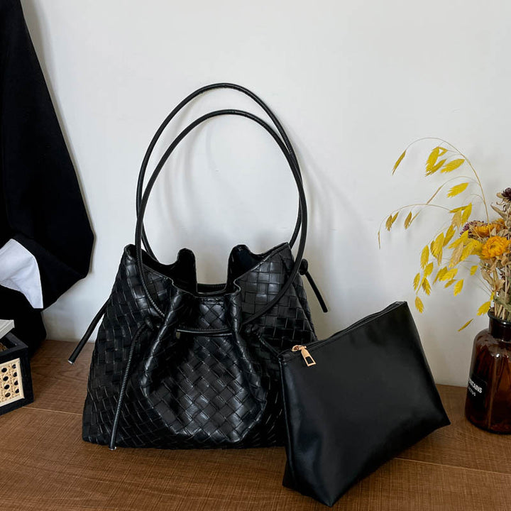 Woven Leather Bucket Bag mit Tasche