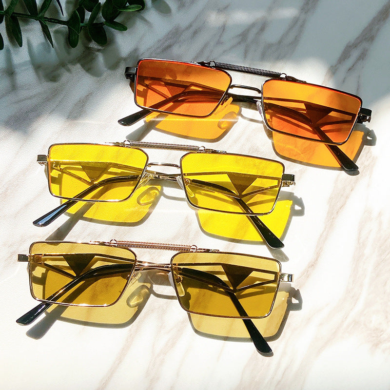 Modische Sonnenbrille mit Eckigem Rahmen und Verspiegelten Gläsern Karnz