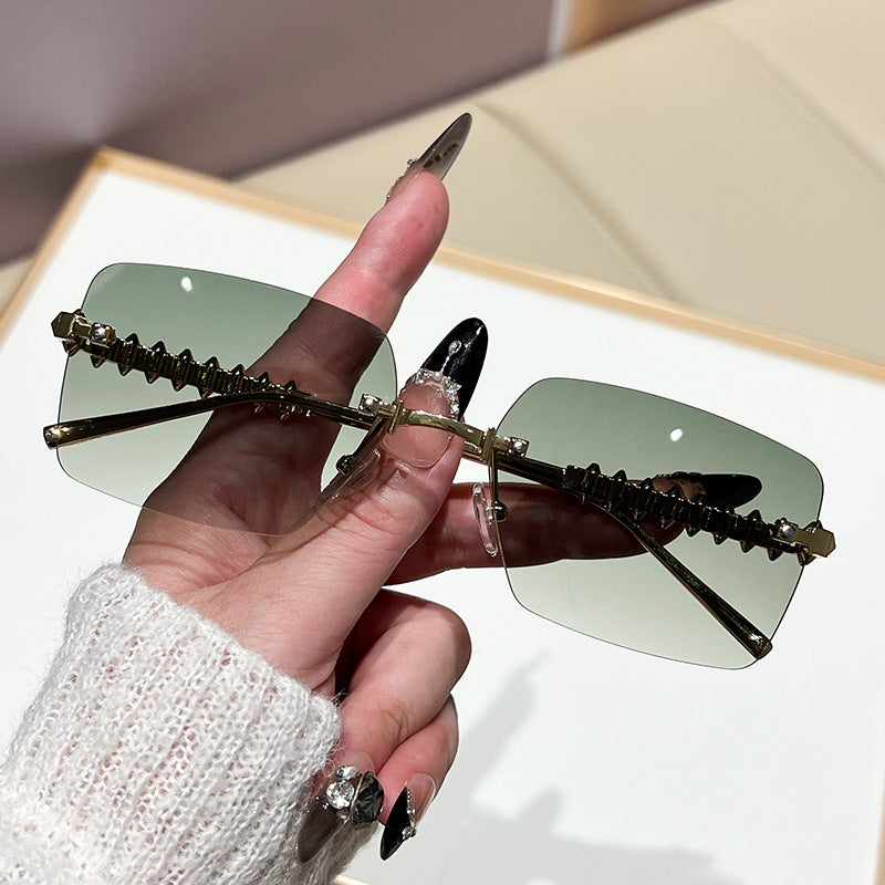 Damen modische Brille Karnz