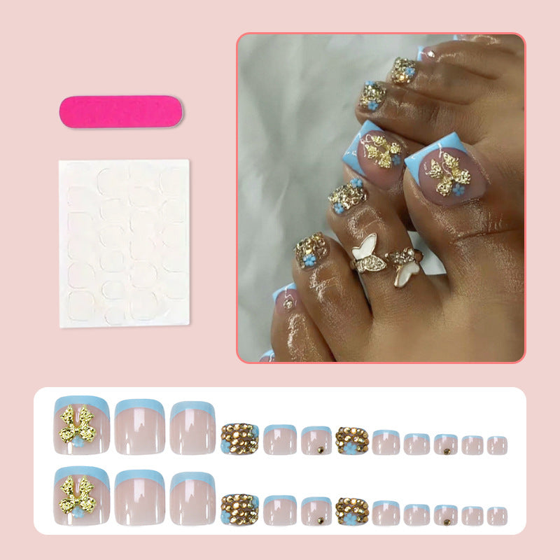 Kunstnagelset mit glamourösen Blumen- und Glitzerverzierungen Karnz