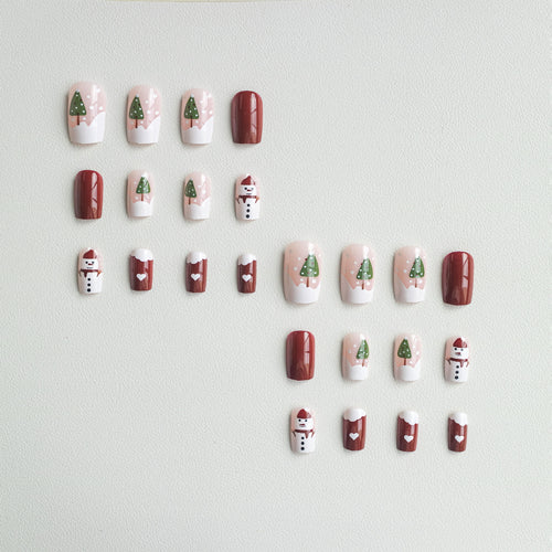 Kreative Feiertagsmotiv-Nagelkunst