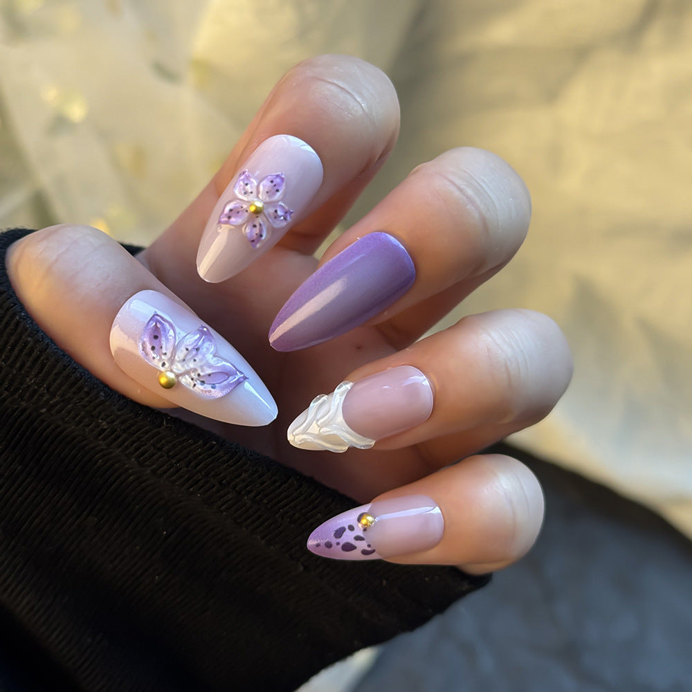 Blumen-Themen Press-On Nagelkunst Set Karnz