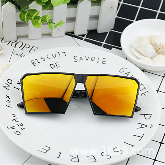 Damen Modische Sport-Sonnenbrille mit eckigem Rahmen und verspiegelten Gläsern Karnz
