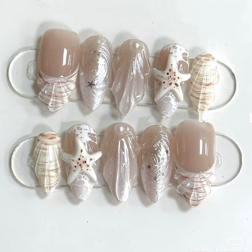 Stylisches anpassbares Press-On-Nageldesign-Set