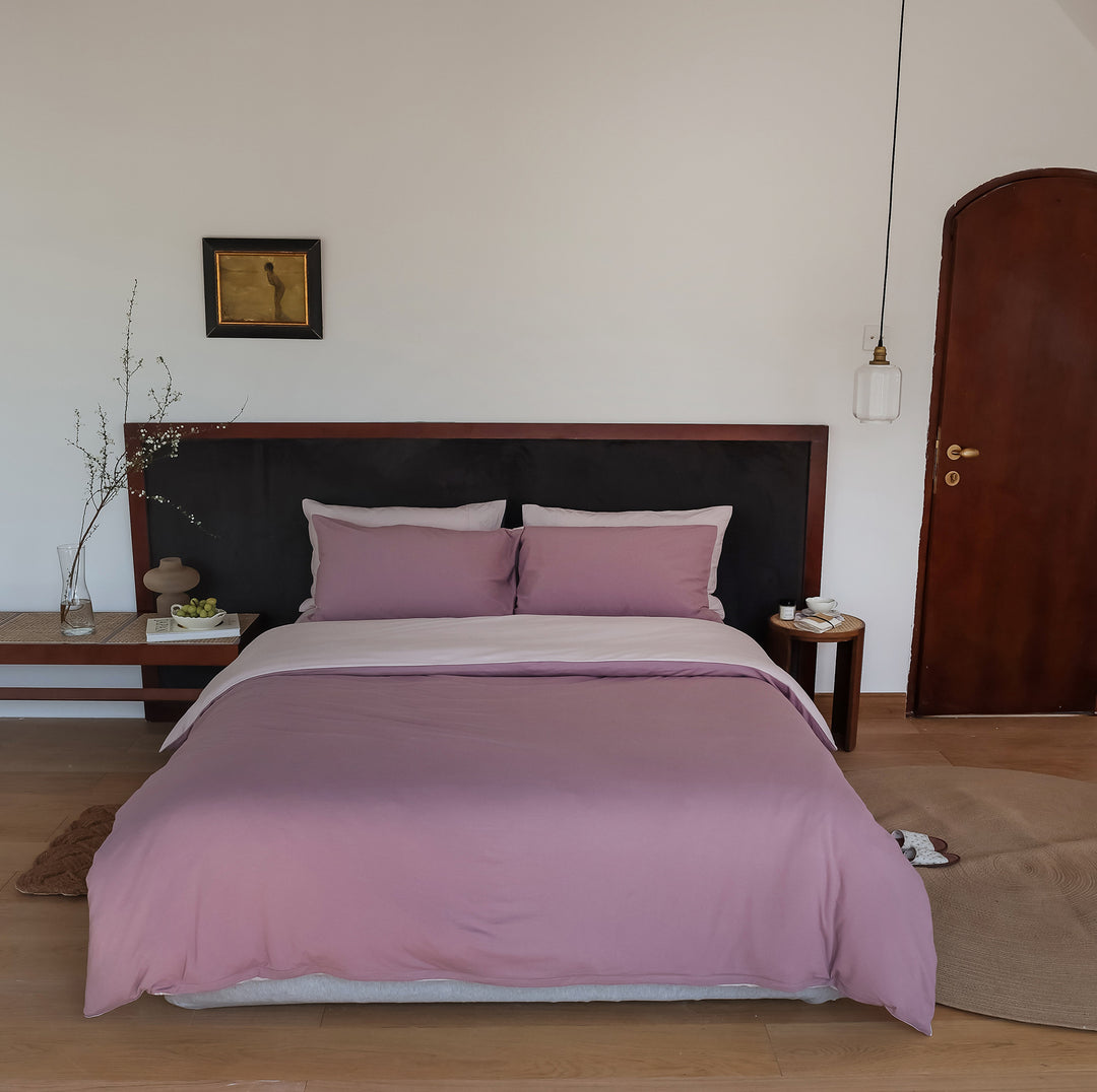 Atmungsaktives Wendebettwäsche-Set aus Bio-Baumwolle mit leichter Steppdecke und Kissenbezügen