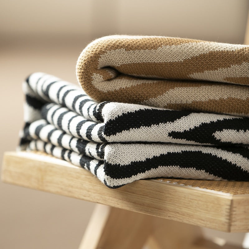Luxuriöse Zebra-Print-Strickdecke
