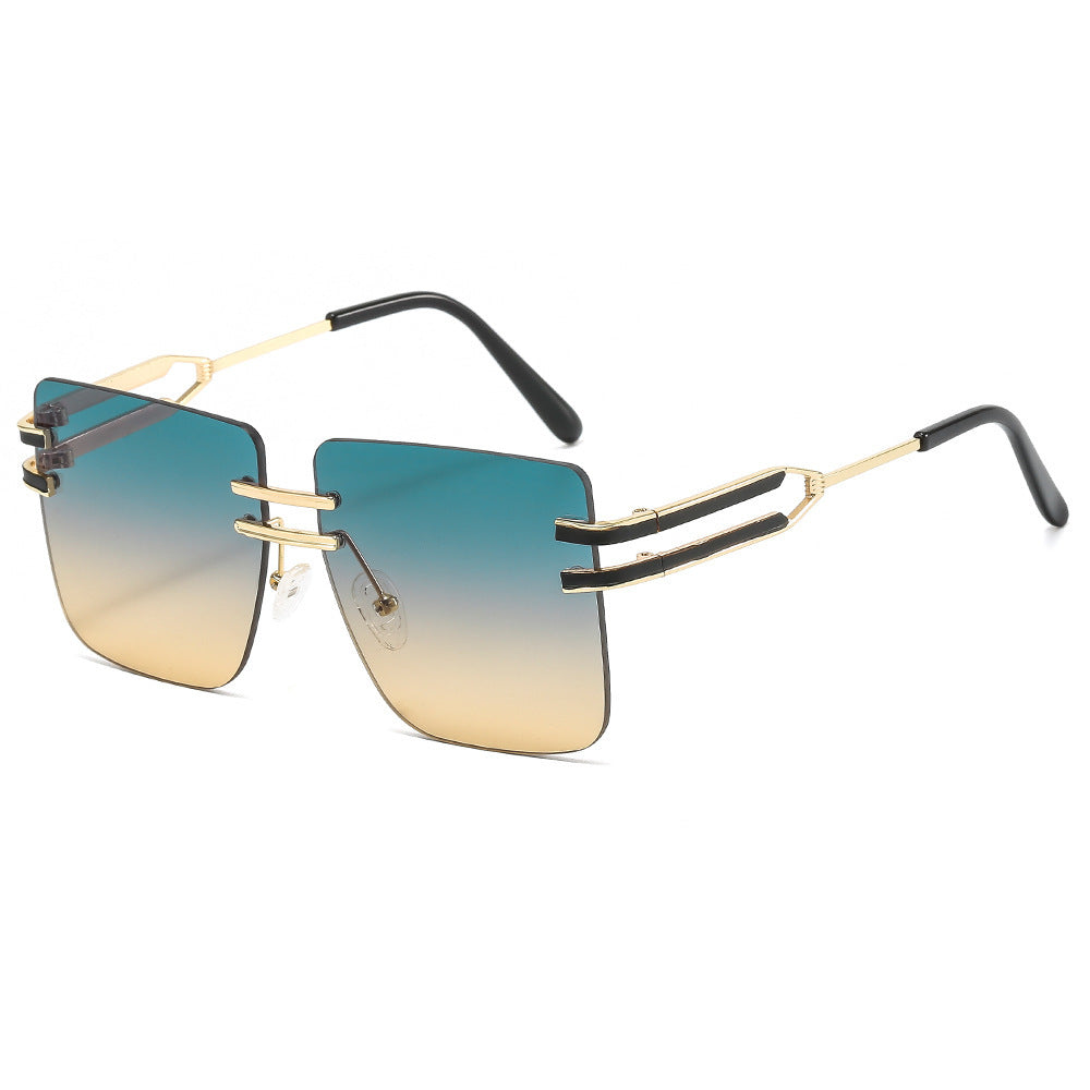Damen modische Sonnenbrille mit extravagantem Rahmen und filigranen Akzenten Karnz