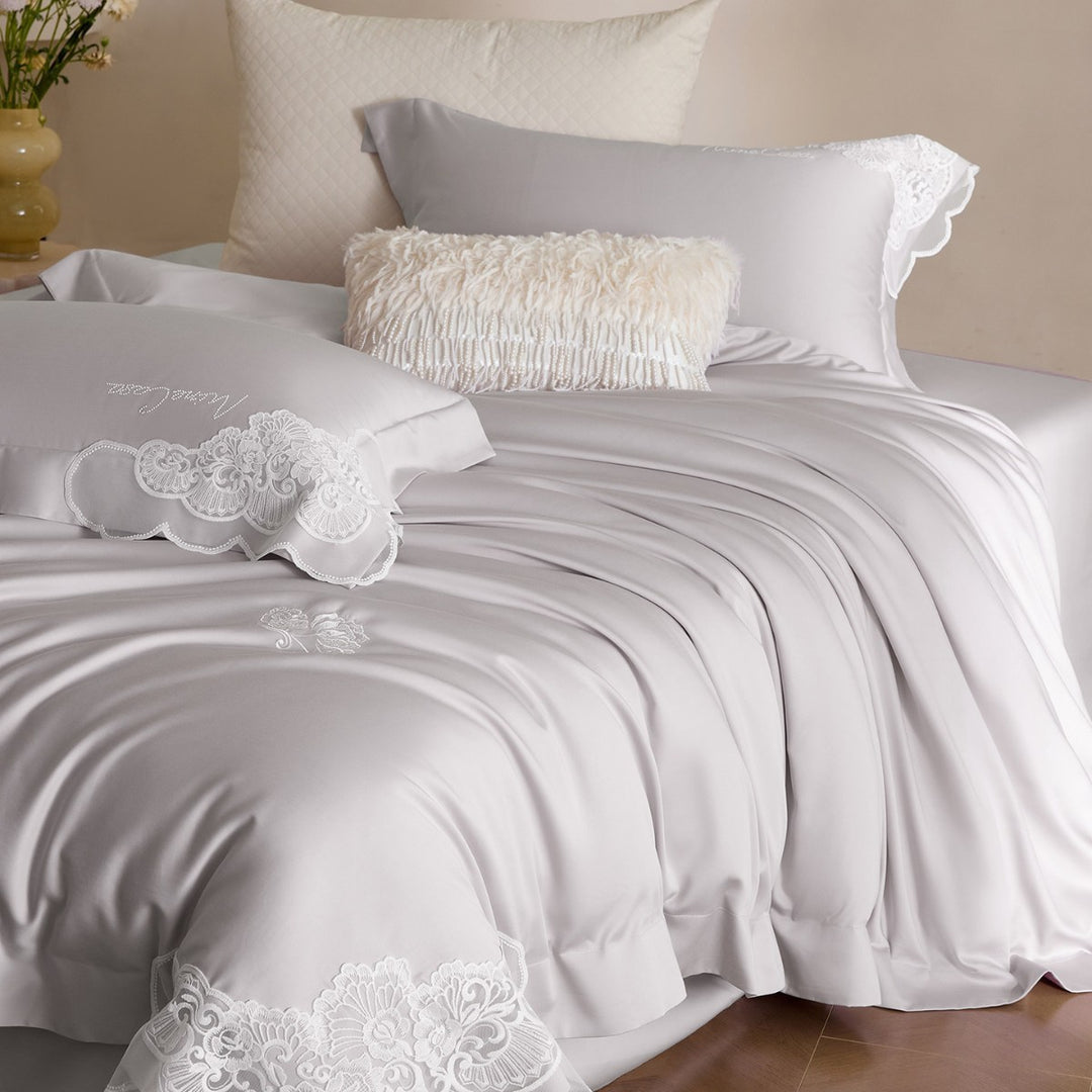 Luxuriöses Satin-Feeling besticktes Bettbezug-Set mit Kissenbezügen
