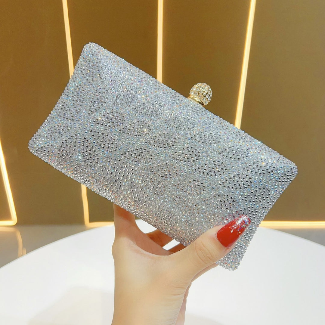 Rhinestone-beschichtete Clutch