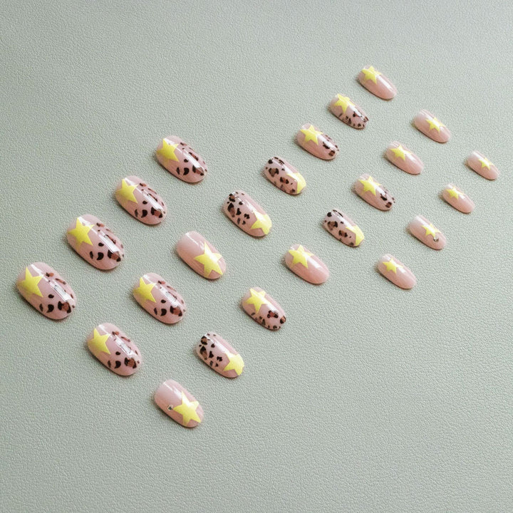 Trendy Tierdruck und Stern Nagelkunst Set