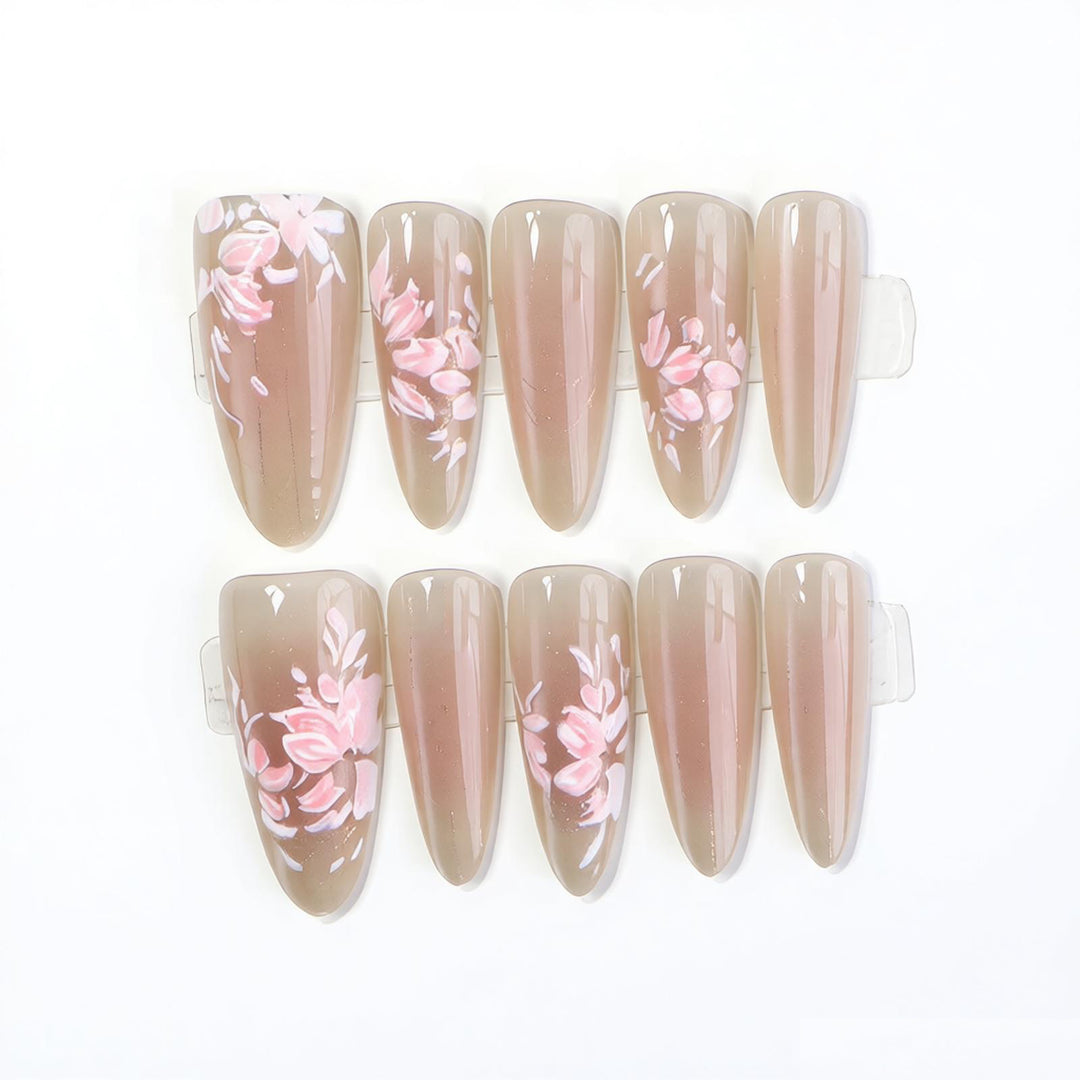 Elegantes Press-On-Nagelkunst-Set mit floralem Design Karnz