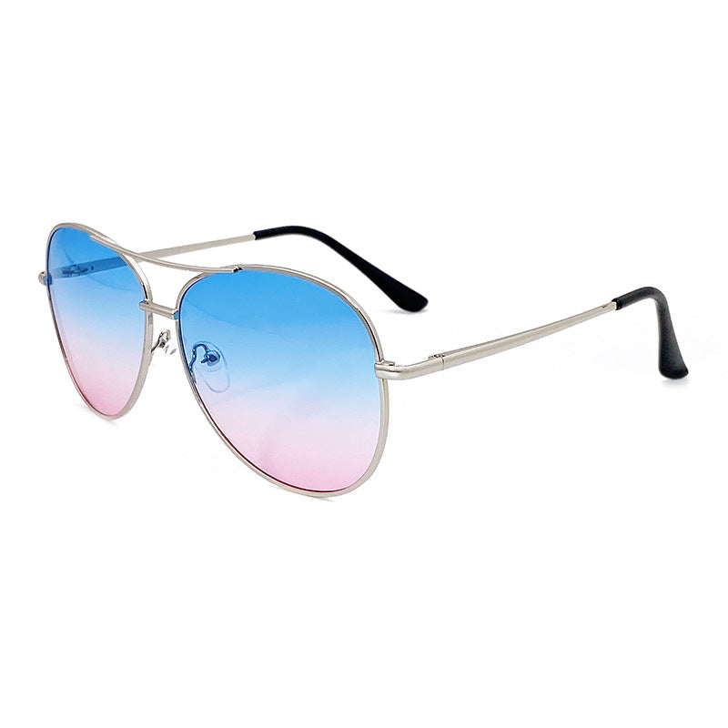 Sonnenbrille Im Modernen Pilotenstil Karnz