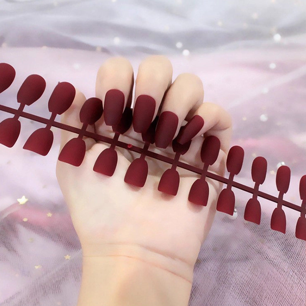 Natürliche Nagelspitzen Karnz